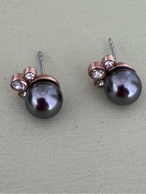 Black pearl and rhinestone studs, 3/8 inches, like new